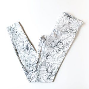 Lululemon Athletica Wunder Under Leggings *28"